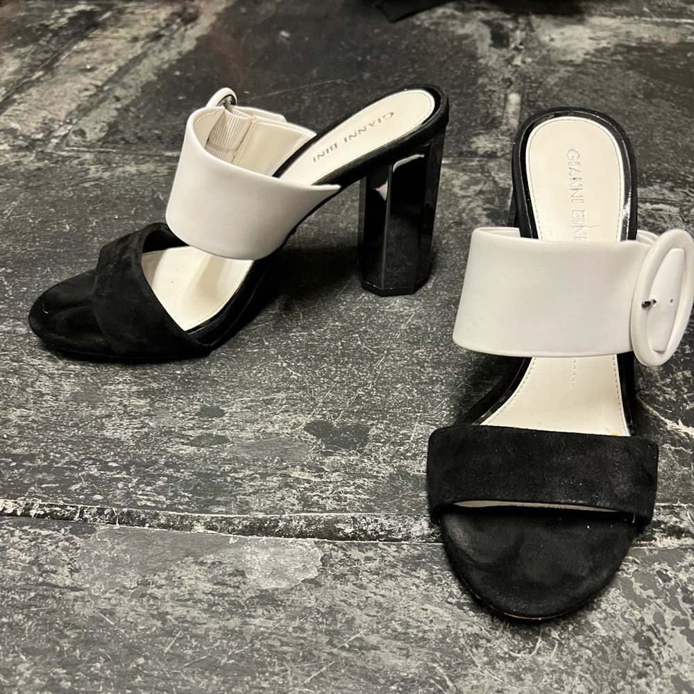 Gianni Bini geometric heels size 7.5